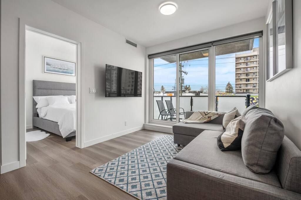 Chic 1Br Kensington Unit W/Parking Apartment Calgary Exterior photo