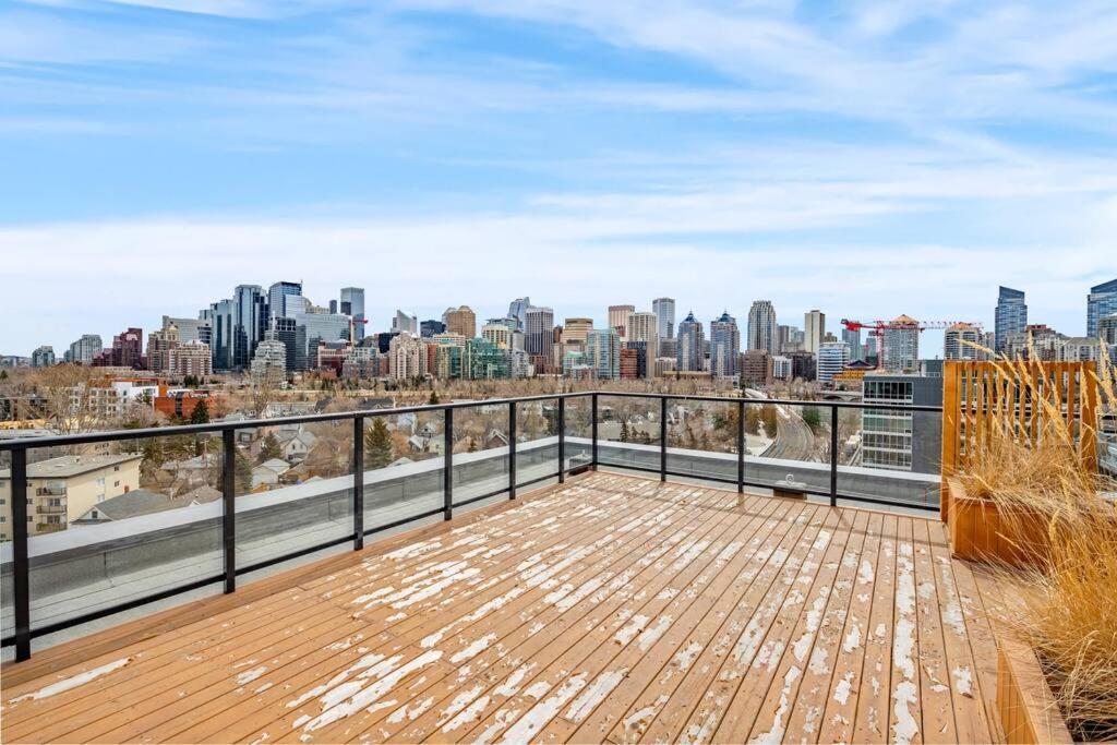 Chic 1Br Kensington Unit W/Parking Apartment Calgary Exterior photo